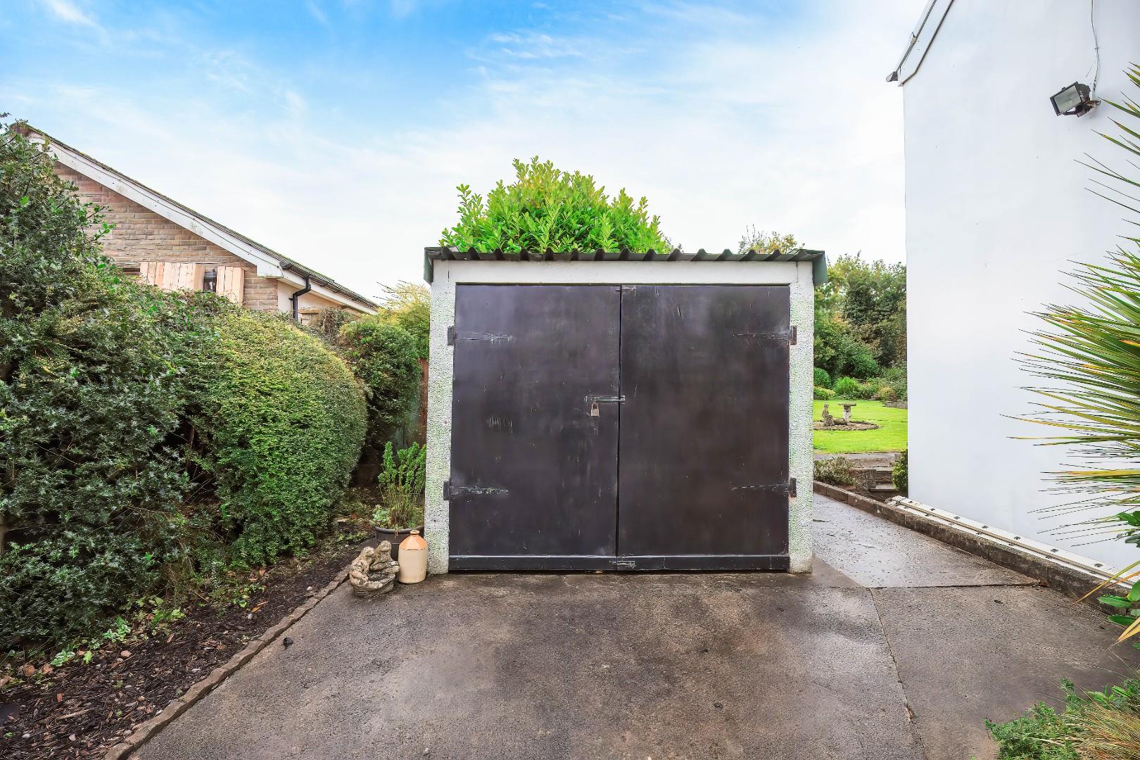 The Common, Bryncethin, Bridgend, CF32 9TA